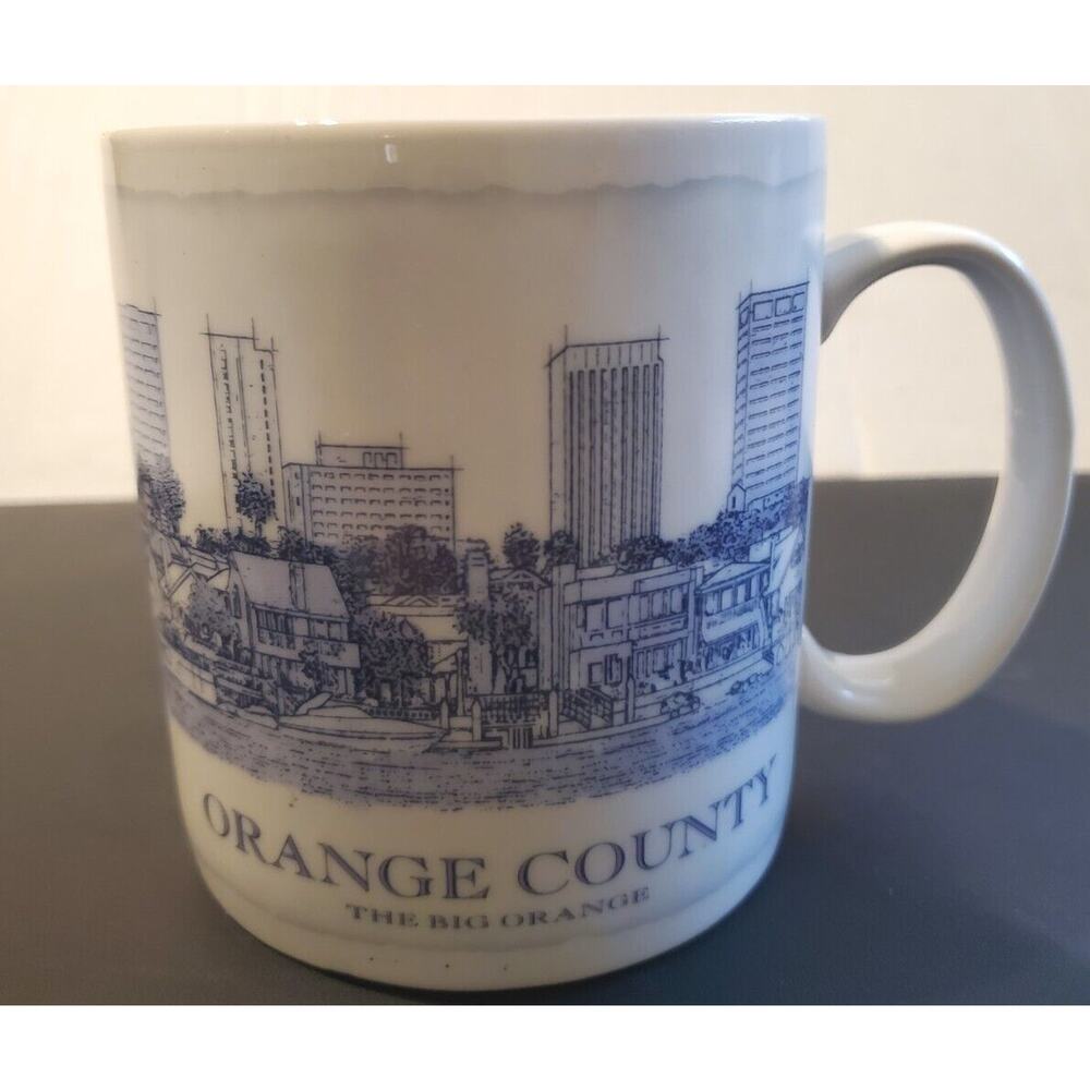Starbucks Coffee 2006 Orange County The Big Orange City Coffee Mug 18oz